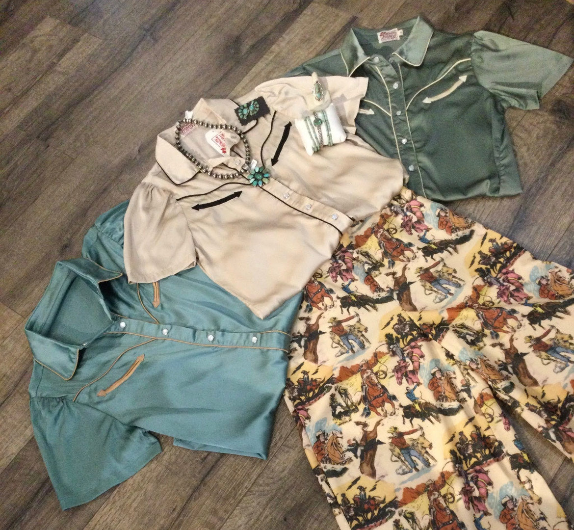 Tan Satin Pearl Snap